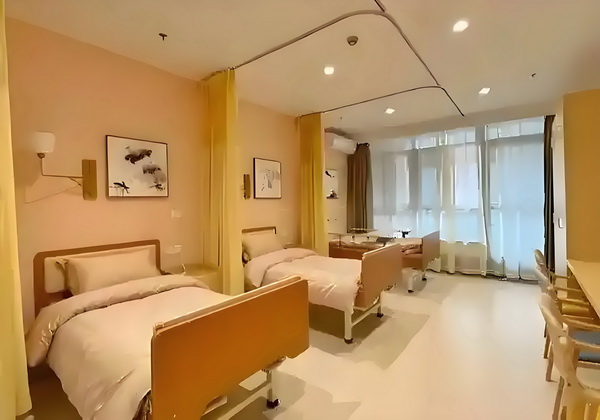 深圳落户途径_冯骥荐电影南京照相馆：没有抒情只有血的事实 融仿了&互联卷起网金佛席